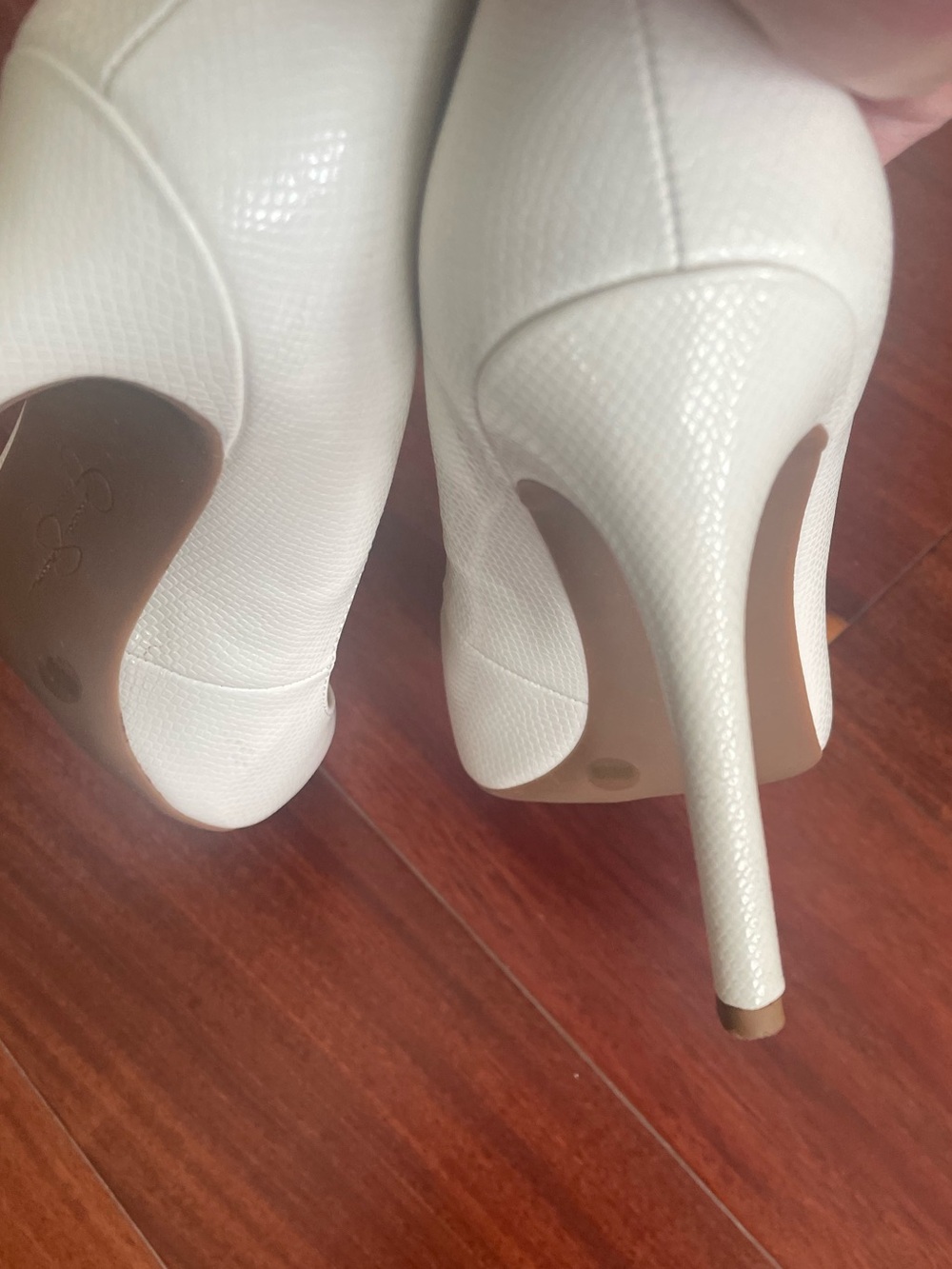 OFFERS OPEN! Size 8 heels white Jessica Simpson White Pointed Toe High Heels - Picture 5 of 11